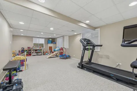 531 Brookside Avenue Algonquin IL 60102
