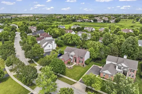 531 Brookside Avenue Algonquin IL 60102