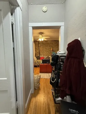 713 West Barry Avenue Chicago IL 60657