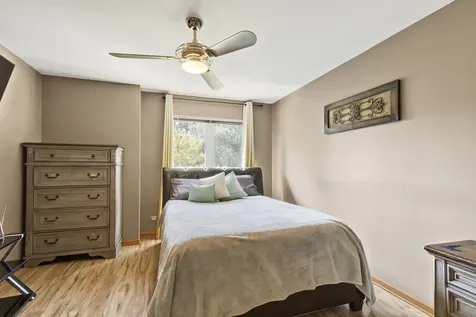 363 Aaron Lane Bolingbrook IL 60440
