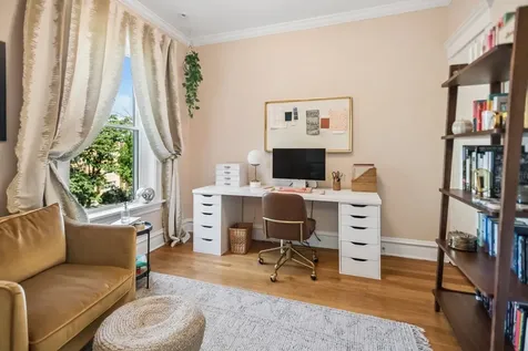 4635 North Paulina Street Chicago IL 60640