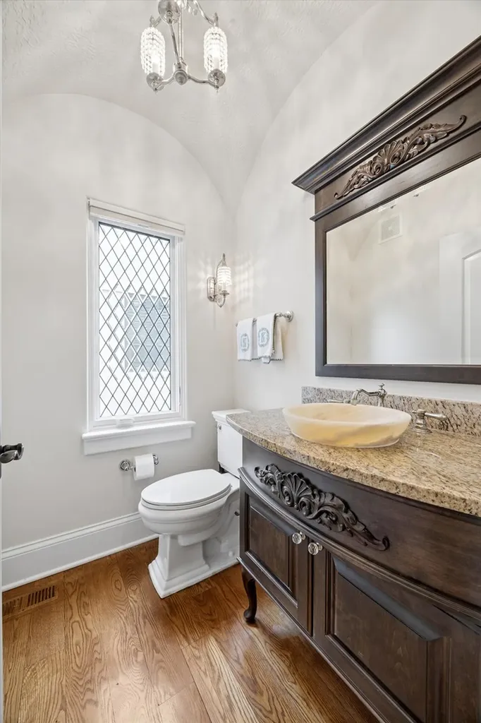 704 South Lincoln Street Hinsdale IL 60521