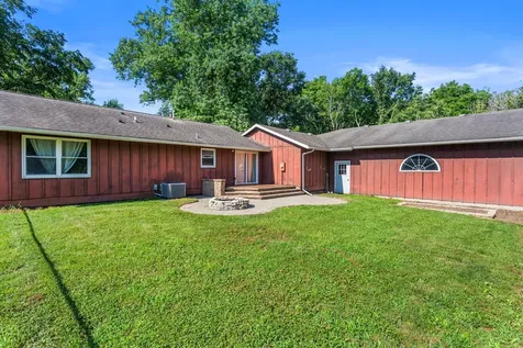 2102 Fogel Road Mahomet IL 61853