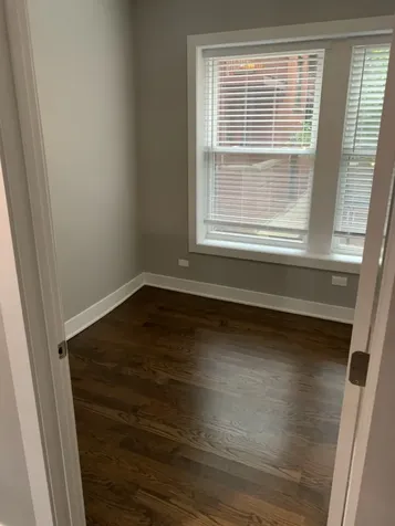 709 West Barry Avenue Chicago IL 60657