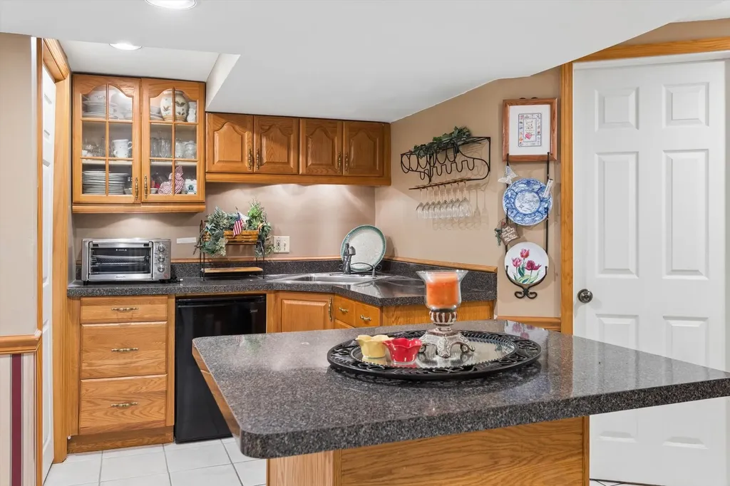 1137 Hyde Park Lane Naperville IL 60565