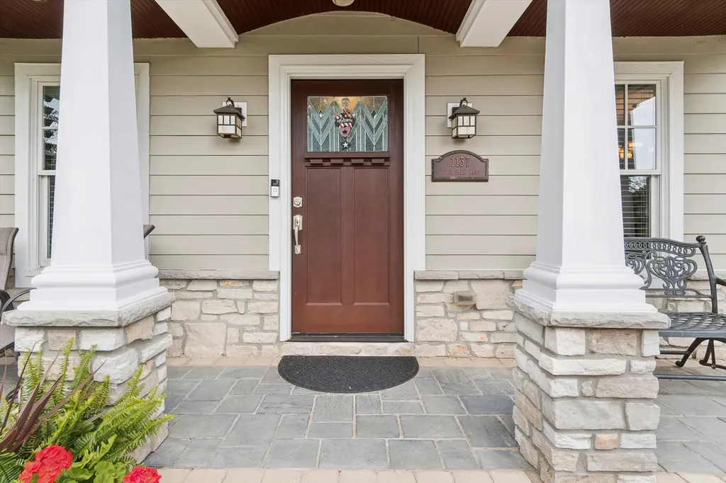 1137 Hyde Park Lane Naperville IL 60565