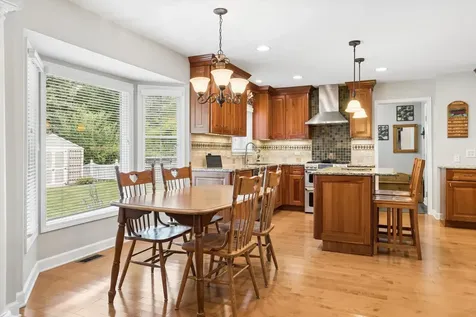 1137 Hyde Park Lane Naperville IL 60565