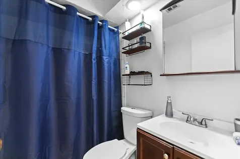 541 West Oakdale Avenue Chicago IL 60657