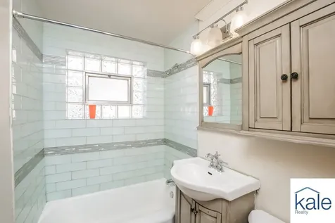 3719 West 81st Place Chicago IL 60652