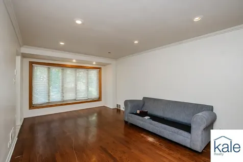 3719 West 81st Place Chicago IL 60652