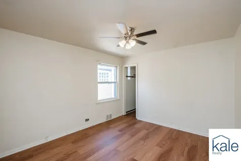 3719 West 81st Place Chicago IL 60652