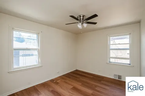 3719 West 81st Place Chicago IL 60652