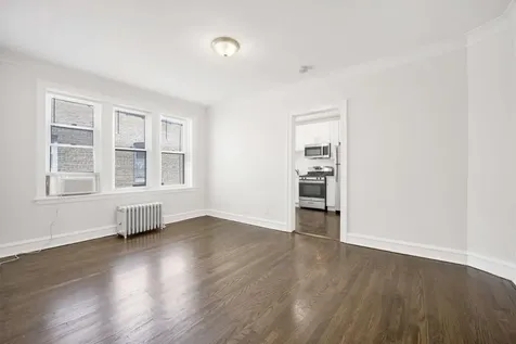 4406 West Altgeld Street Chicago IL 60639
