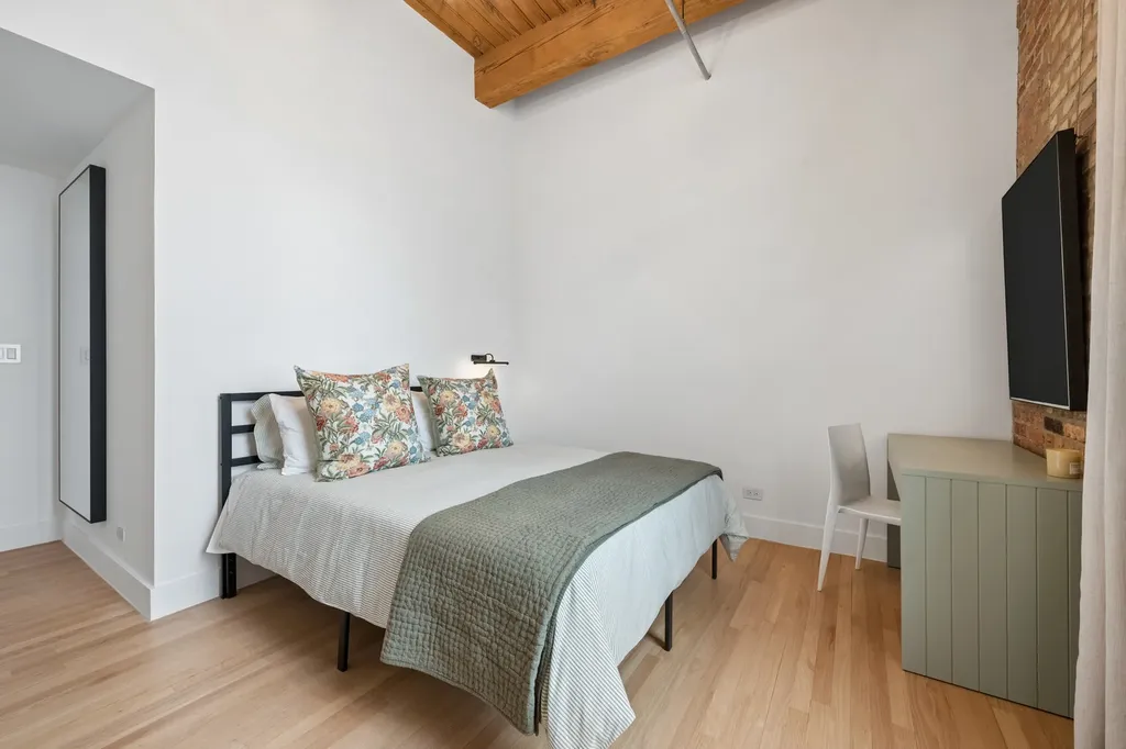300 West Grand Avenue Chicago IL 60654