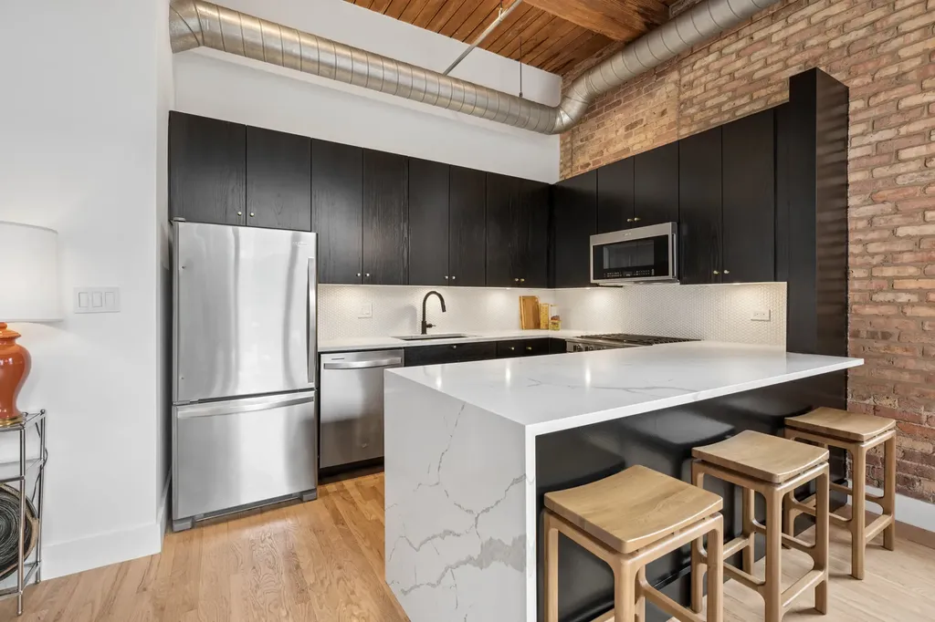 300 West Grand Avenue Chicago IL 60654