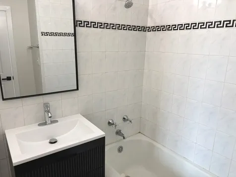 2600 West Balmoral Avenue Chicago IL 60625