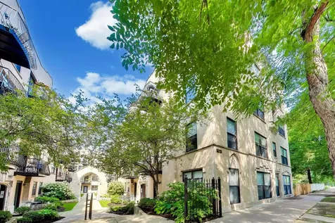 4442 North Damen Avenue Chicago IL 60625