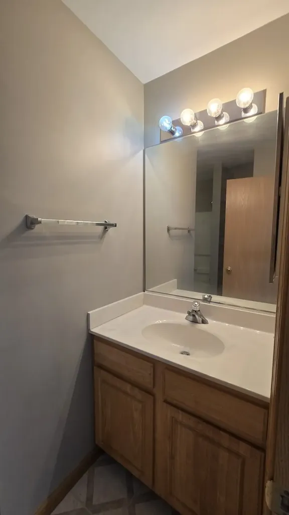 2053 Grayhawk Drive Aurora IL 60503