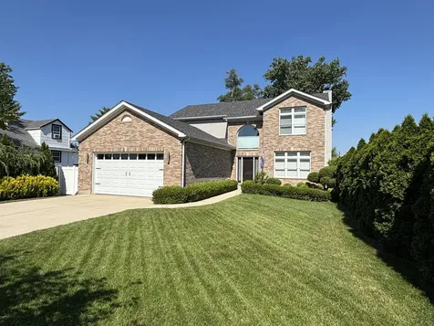 877 John Street Bensenville IL 60106