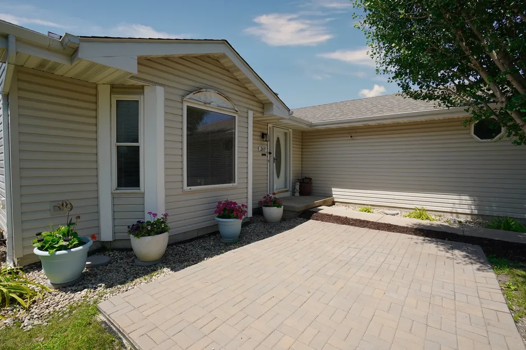 2115 Three Forks Drive Plainfield IL 60586