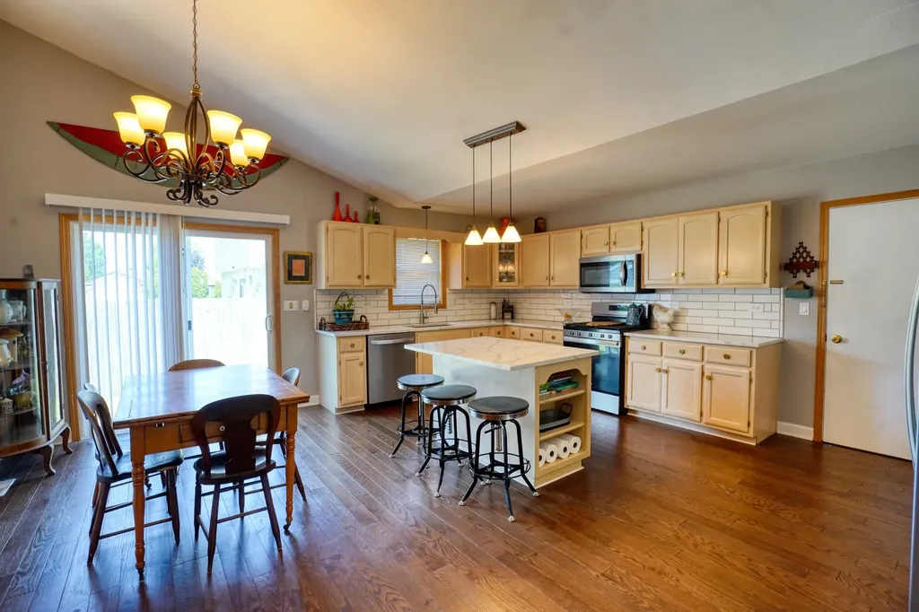 2115 Three Forks Drive Plainfield IL 60586