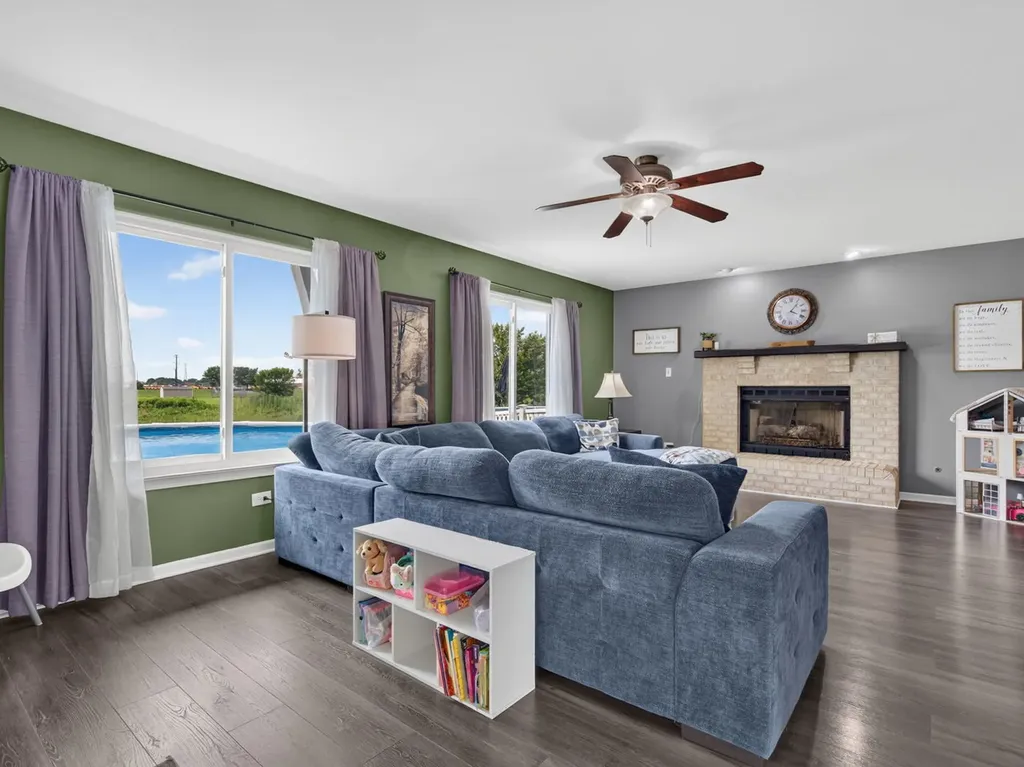 1401 Martin Court Plainfield IL 60586