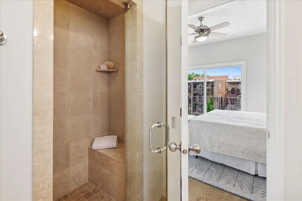 4728 North Malden Street Chicago IL 60640