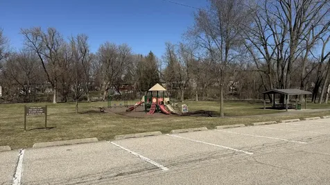 1 East Hilltop Boulevard Mchenry IL 60050