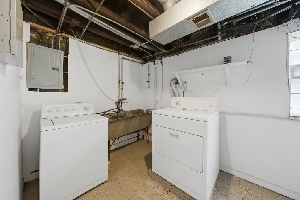 6837 South Ada Street Chicago IL 60636