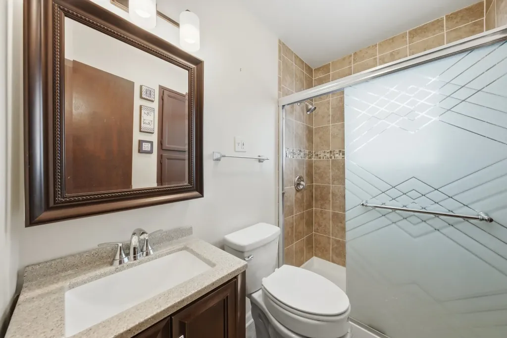 6837 South Ada Street Chicago IL 60636