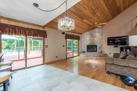 3002 Highland Court Winthrop Harbor IL 60096