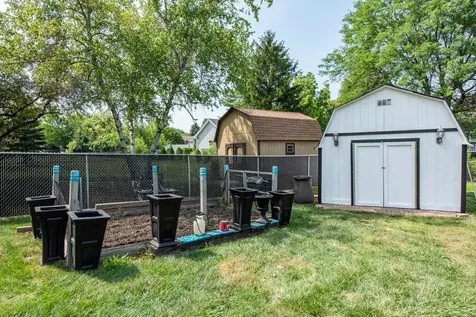 3002 Highland Court Winthrop Harbor IL 60096