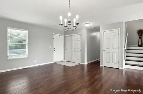 60 South Cornerstone Street Volo IL 60020