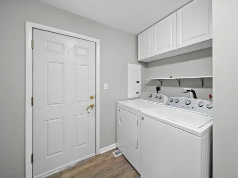 415 Tennyson Road Bartlett IL 60103
