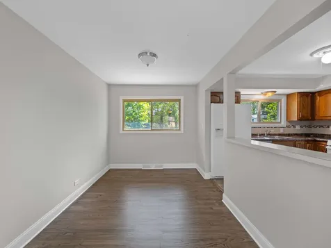 415 Tennyson Road Bartlett IL 60103
