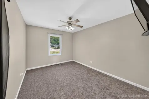 519 6TH Avenue Marengo IL 60152