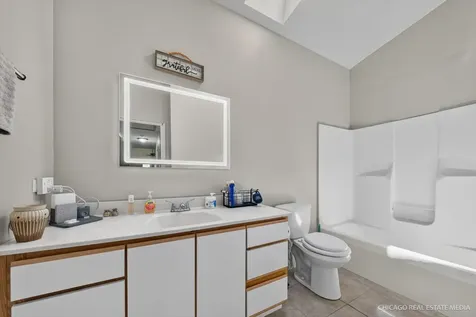 519 6TH Avenue Marengo IL 60152