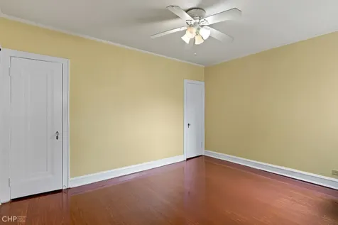 6728 North Bosworth Avenue Chicago IL 60626