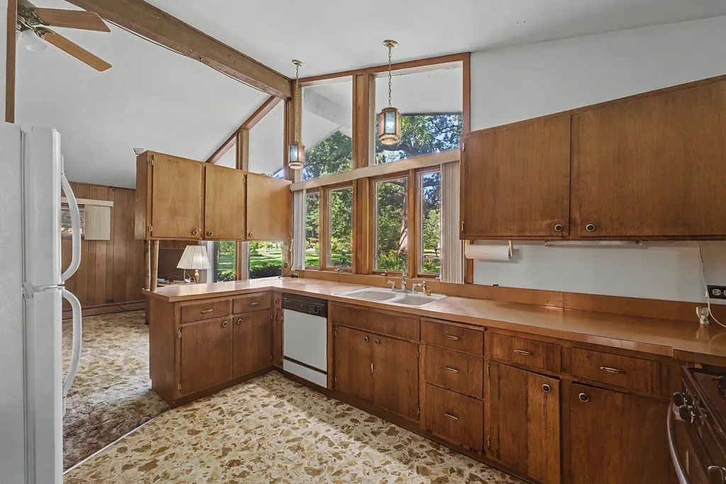 3001 South Brockway Street Rolling Meadows IL 60008