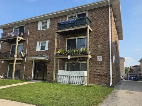 7101 West 99th Street Chicago Ridge IL 60415