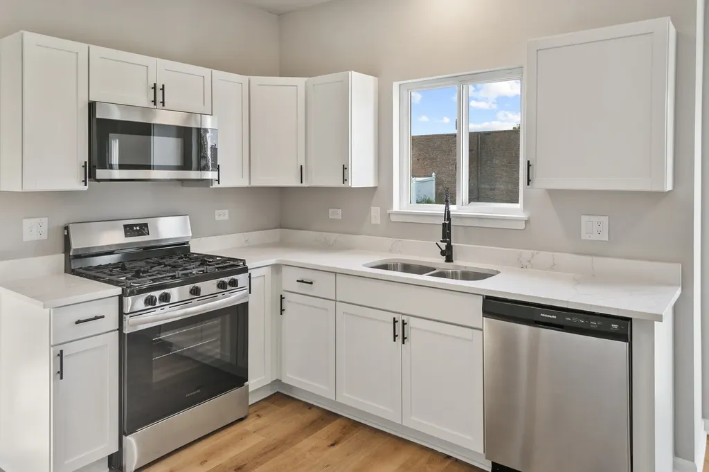 731 Bobwhite Lane New Lenox IL 60451