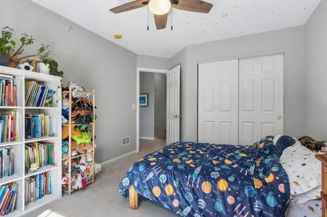 6064 Delaney Drive Hoffman Estates IL 60192