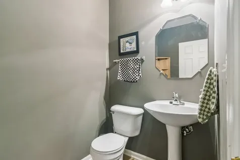 6064 Delaney Drive Hoffman Estates IL 60192