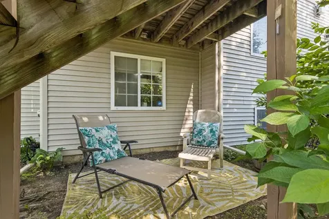 6064 Delaney Drive Hoffman Estates IL 60192