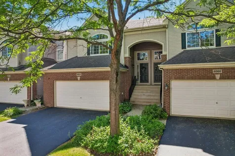 6064 Delaney Drive Hoffman Estates IL 60192