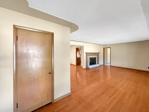 353 Highland Drive Rantoul IL 61866