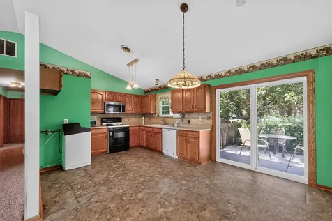 412 Spruce Lane Amboy IL 61310