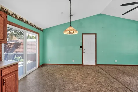 412 Spruce Lane Amboy IL 61310