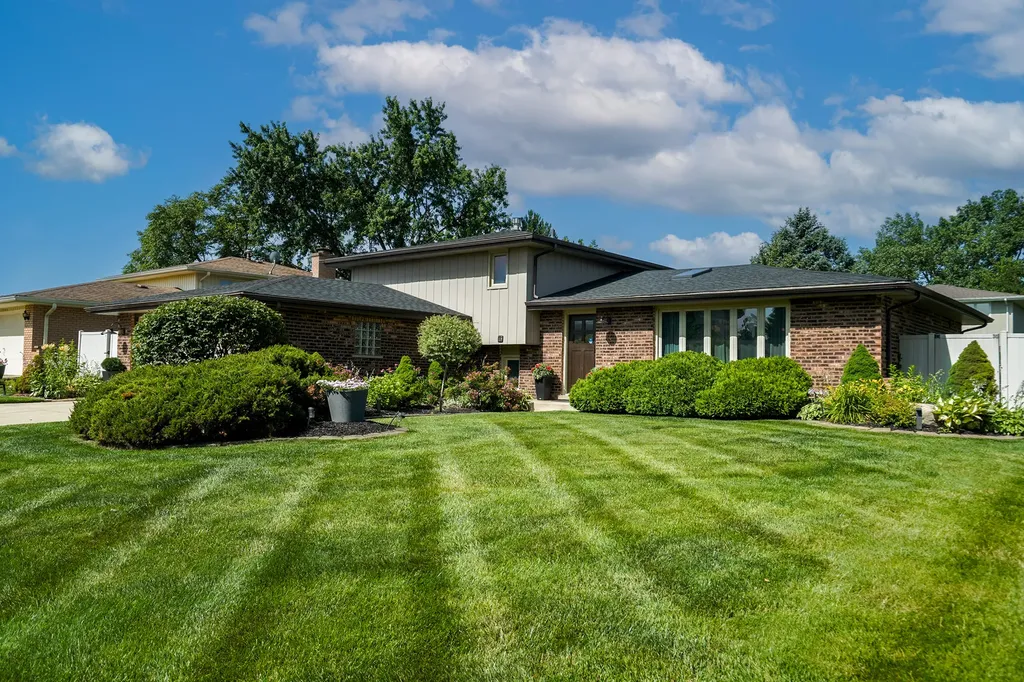 13940 Charleston Drive Orland Park IL 60462
