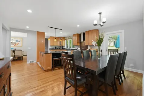 26792 West Lakeview Drive S Lake Barrington IL 60084